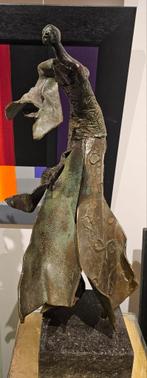 Bronzen beeld Wies van Dort "Danseres" gesigneerd, Antiek en Kunst, Antiek | Koper en Brons, Ophalen of Verzenden