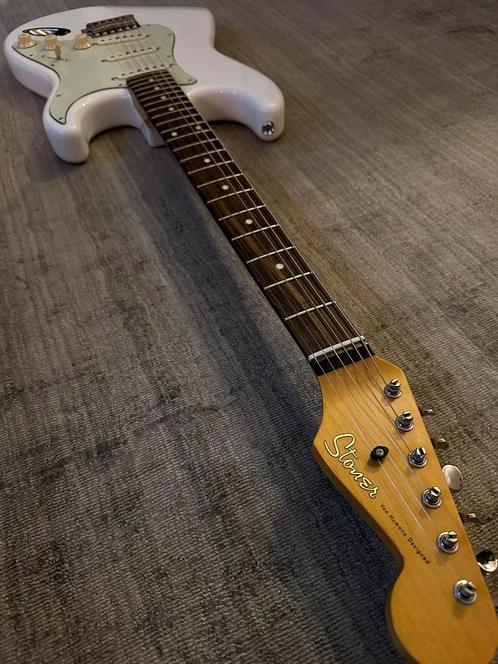 Stratocaster Stoner by Fox Humana, Muziek en Instrumenten, Snaarinstrumenten | Gitaren | Elektrisch, Zo goed als nieuw, Solid body