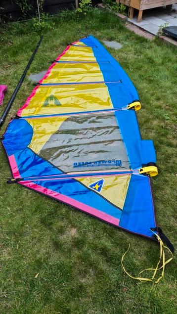 Gebruikte windsurf zeilen, 3.6 tot 7.7 beschikbaar voor biedingen