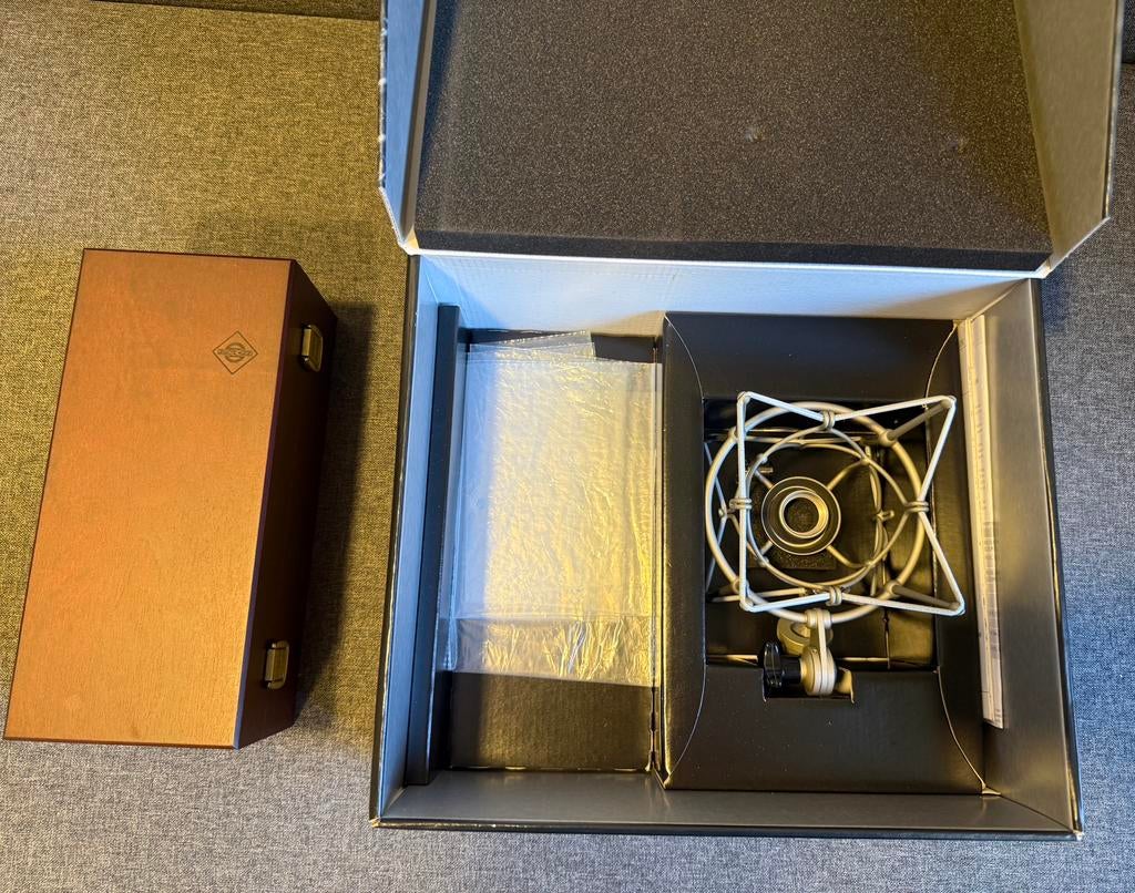 Neumann U87 Ai Studio Set ni, Ophalen of Verzenden, Zo goed als nieuw, Studiomicrofoon