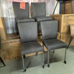 Set van 4 Stoelen met Skatewielen – Super Soepel en Stijlvol, Ophalen, Nieuw, Metaal, Grijs