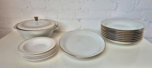 Antiek Bavaria servies / wit met gouden rand en accenten, Antiek en Kunst, Antiek | Servies los, Ophalen of Verzenden
