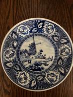 Delfts Blauw Bord met Molen, Ophalen of Verzenden