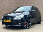 Skoda Fabia rs 1.4I 132KW 2011 Zwart, Auto's, Skoda, Stof, Zwart, 4 cilinders, 179 pk