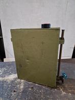 Antieke oud olieblik met filter, glas en industriële kraan, Ophalen of Verzenden