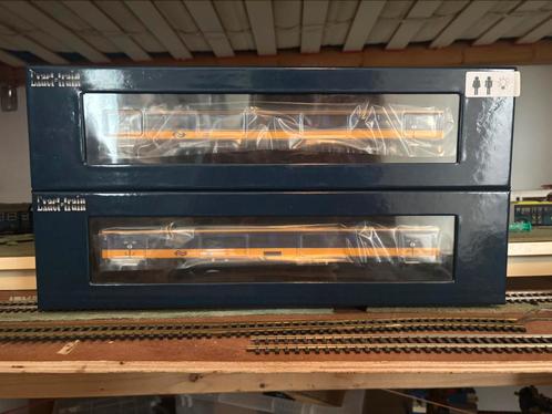 Exact-train ICRm rijtuigen Amsterdam/Brussel, Hobby en Vrije tijd, Modeltreinen | H0, Zo goed als nieuw, Wagon, Gelijkstroom, Overige merken