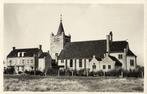 WIERINGERWERF, R.K. Kerk (1950s) Ansichtkaart, Verzamelen, Ansichtkaarten | Nederland, Ophalen of Verzenden, 1940 tot 1960, Gelopen