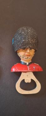 flessenopener Engelse Bobby.

10 x 5 cm, Ophalen of Verzenden, Gebruikt, Overige materialen, Los bestek