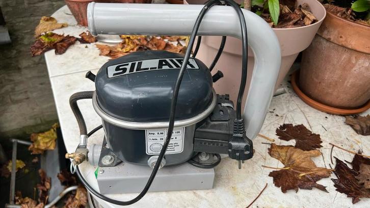 Sil-air Stilte Compressor - Werther International, Doe-het-zelf en Verbouw, Compressors, Gebruikt, 6 tot 10 bar, Minder dan 25 liter
