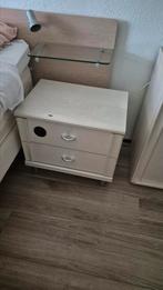 2 nachtkastjes met 2 lades, Ophalen, Gebruikt, 45 tot 65 cm, Minder dan 55 cm