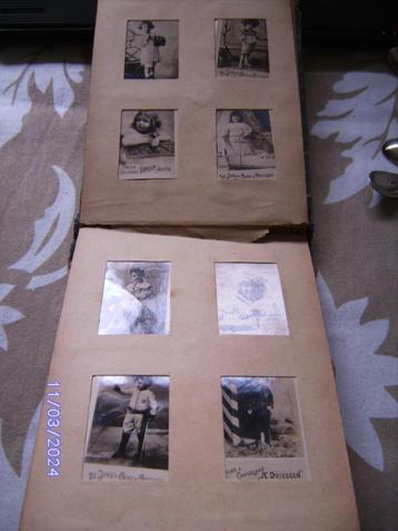 zwartjes album ca 1900/1925 + 72 foto 's oud div merken caca beschikbaar voor biedingen