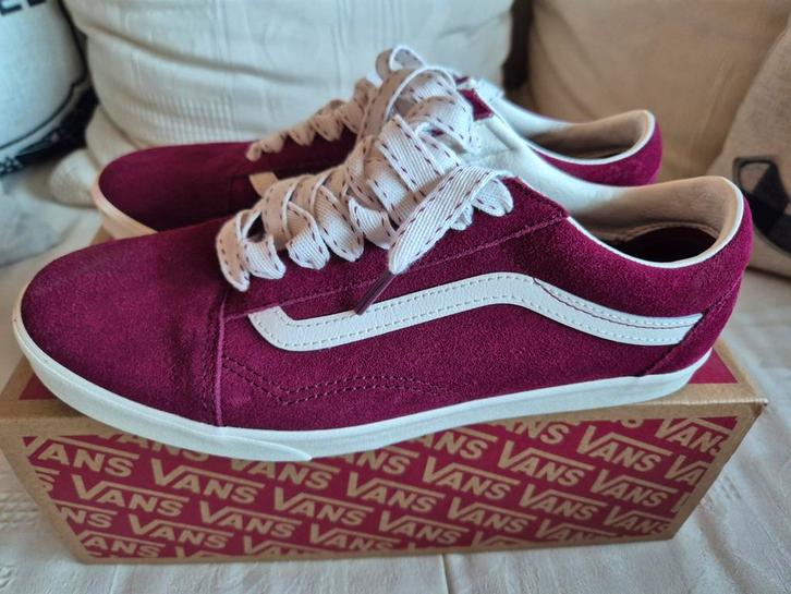 Vans Old Skool Lowpro - Rhodendron - Maat 40, Kleding | Dames, Schoenen, Zo goed als nieuw, Sneakers of Gympen, Rood, Ophalen of Verzenden