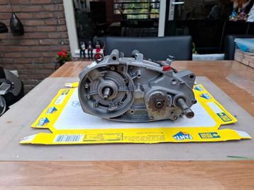 Te koop gereviseerde 3 hand bak. 2x beschikbaar voor biedingen