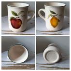 Vintage mok, Carrigdhoun Ireland, Citron / Pomme kunst, Gebruikt, Ophalen of Verzenden, Overige stijlen, Kop(pen) en/of Schotel(s)