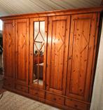 Massief houten kledingkast - Zeer goed onderhouden, Ophalen, 200 cm of meer, Grenenhout, 200 cm of meer