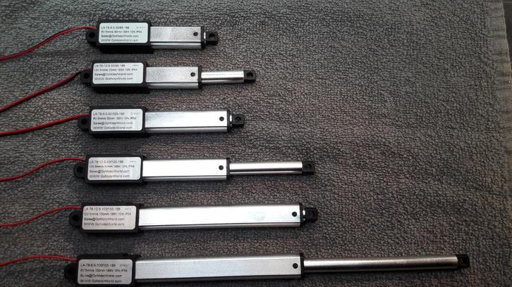 6V en 12V DC elektrisch actuator spindel 19KG in 4 lengtes, Hobby en Vrije tijd, Modelbouw | Radiografisch | Auto's, Nieuw, Onderdeel