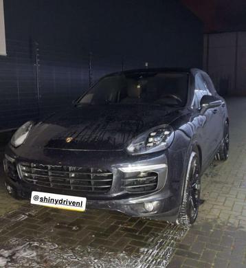 Auto Laten Poetsen Op Locatie / Car Cleaning Op Locatie! beschikbaar voor biedingen