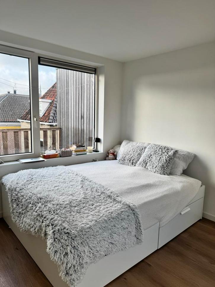 Ikea bed, Huis en Inrichting, Slaapkamer | Bedden, Zo goed als nieuw, Tweepersoons, 160 cm, 200 cm, Hout, Wit, Ophalen of Verzenden
