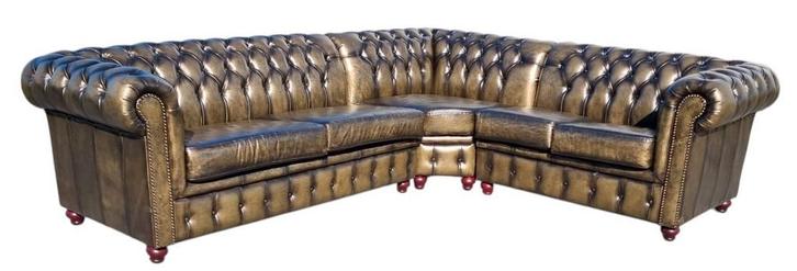Chesterfield hoekbank leer showroommodel goud kleur BEZORGD, Huis en Inrichting, Banken | Bankstellen, Nieuw, Hoekbank, Vierpersoons of meer