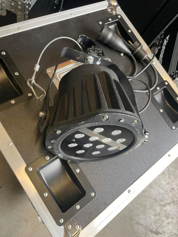 8x stairville outdoor led par 12x3w rgb, Muziek en Instrumenten, Licht en Laser, Gebruikt, Licht, Ophalen