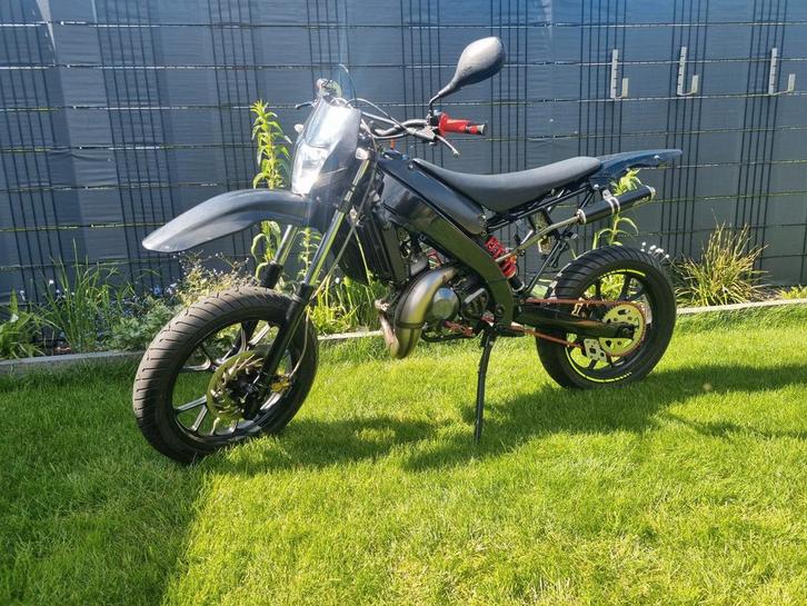 Motorhispania Supermoto - Dikke brommer!, Fietsen en Brommers, Brommers | Crossbrommers, Gebruikt, Overige merken, Ophalen