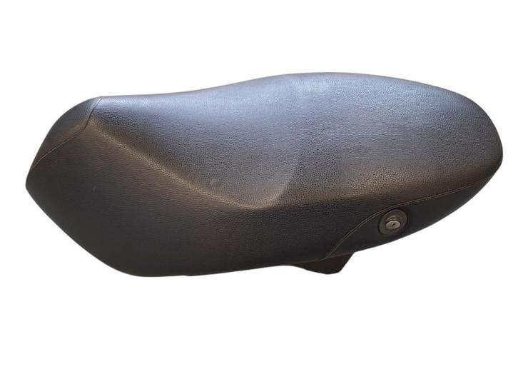 Buddyseat buddy zadel origineel Piaggio new fly, Fietsen en Brommers, Brommeronderdelen | Scooters, Gebruikt, Piaggio, Ophalen of Verzenden