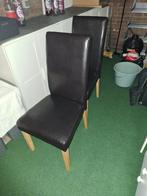 Twee zwarte kunstof stoelen, gratis af te halen., Huis en Inrichting, Stoelen, Twee, Zo goed als nieuw, Zwart, Ophalen