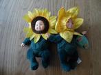 2 zgan baby poppen van Anne Geddes zonnebloem groen 23 cm gr, Verzamelen, Ophalen of Verzenden, Zo goed als nieuw, Pop