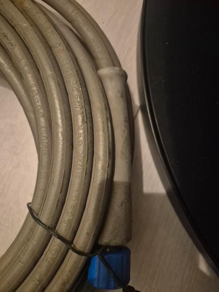 Hogedrukslang, Doe-het-zelf en Verbouw, Buizen en Afvoer, Overige typen, Overige materialen, 6 meter of meer, Ophalen of Verzenden