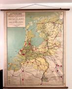 Schoolkaart van Nederland 140x180 cm ca1950, Boeken, Atlassen en Landkaarten, Nederland, Gelezen, 1800 tot 2000, Landkaart