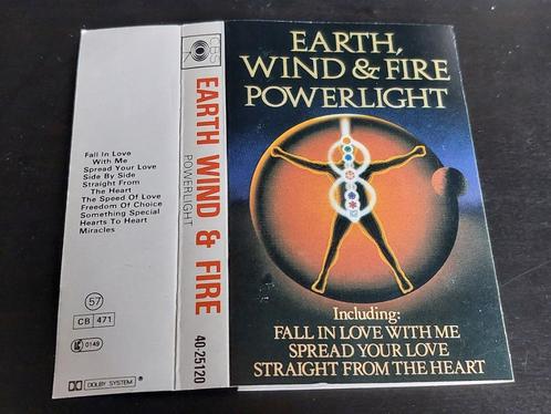EARTH WIND & FIRE - POWERLIGHT (CASSETTEBANDJE), Cd's en Dvd's, Cassettebandjes, Zo goed als nieuw, Origineel, Pop, 1 bandje, Ophalen of Verzenden