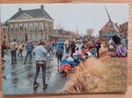 Elfstedentocht 1985 in Hindeloopen, Verzamelen, Ophalen of Verzenden, 1980 tot heden, Zo goed als nieuw, Overige onderwerpen