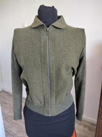 Vintage Tiroler jasje. Olijfgroen  beschikbaar voor biedingen