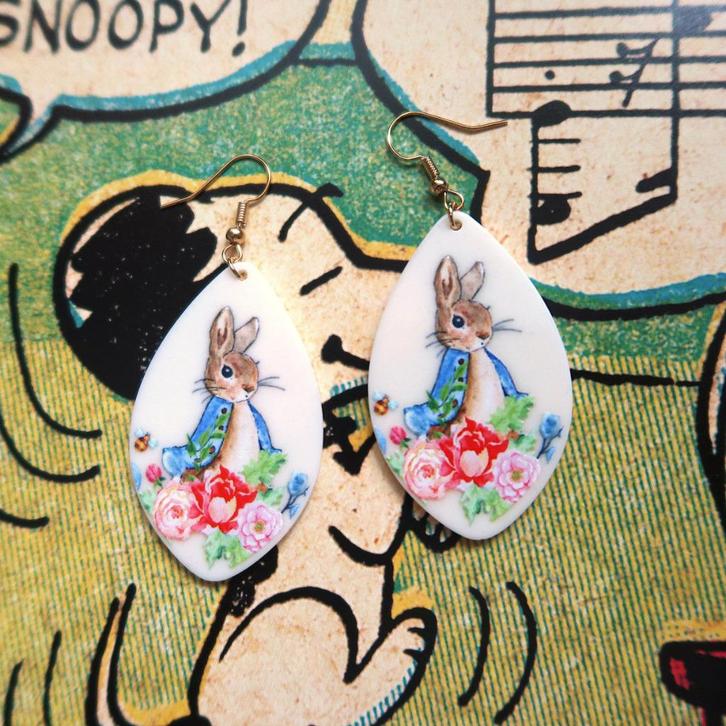 Goudkleurige oorbellen, vintage stijl Pieter Konijn hangers, Sieraden, Tassen en Uiterlijk, Oorbellen, Nieuw, Knopjes of Stekers