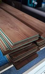 GRATIS 7m2 laminaat + zachtboard ondervloer, Ophalen, Minder dan 10 m², Bruin, Laminaat