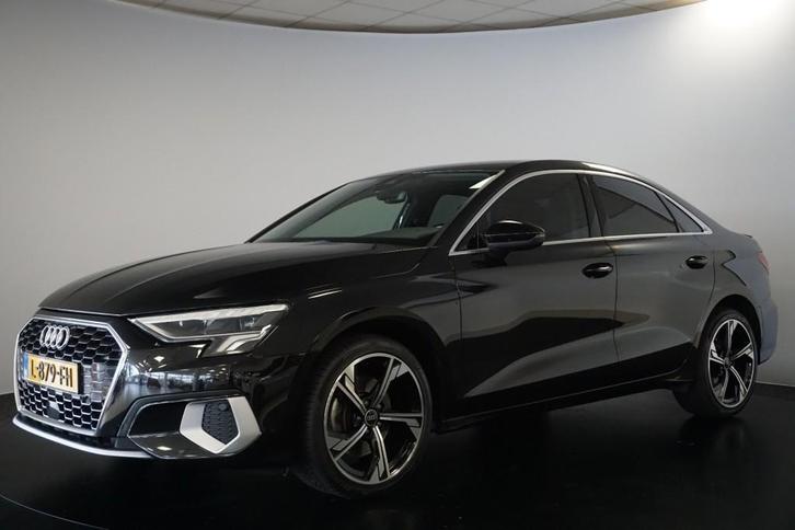 Audi A3 30 TFSI ambient light S-tronic Carplay Lane assist, Auto's, Audi, Bedrijf, A3, ABS, Airbags, Centrale vergrendeling, Cruise Control