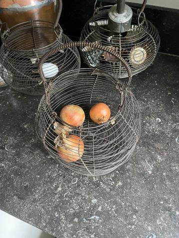 Frans Eiermandje/Uienmandje - 20cm beschikbaar voor biedingen