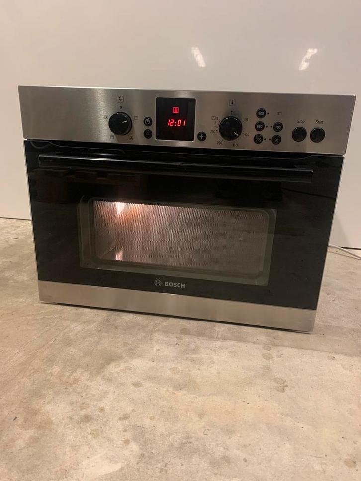 Bosch combi oven met magnetron, Witgoed en Apparatuur, Ovens, Zo goed als nieuw, 45 tot 60 cm, Ophalen