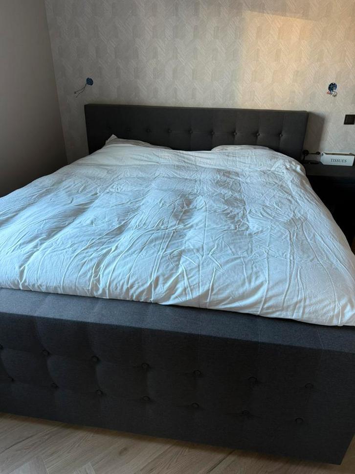 Swiss sense boxspring 180x210, Huis en Inrichting, Slaapkamer | Boxsprings, Zo goed als nieuw, 180 cm, 210 cm, Tweepersoons, Ophalen