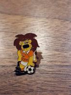 V 178 KNVB Leeuw Dutchie Pin  1994, Ophalen of Verzenden, Zo goed als nieuw, Sport