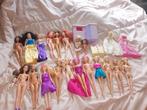 Barbie en mattel poppen met heel veel kleren en accessoires, Ophalen, Gebruikt, Barbie