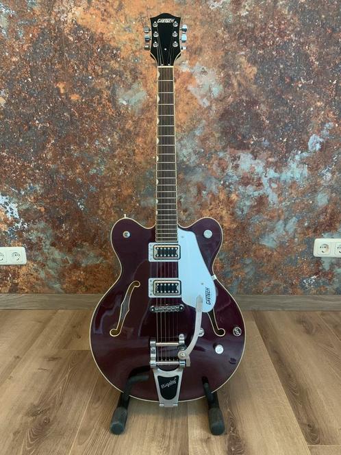 Gretsch G5622T dark cherry met veel upgrades, Muziek en Instrumenten, Snaarinstrumenten | Gitaren | Elektrisch, Zo goed als nieuw