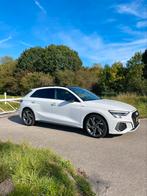 Audi A3 Sportback 35 TFSI S-line Automaat Pano Alcantara, 1498 cc, 4 cilinders, 150 pk, Wit