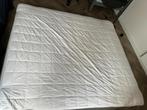 HÖVÅG Matras (180x200 cm) + ÄNGSKORN Matrasbeschermer, Huis en Inrichting, Slaapkamer | Matrassen en Bedbodems, Ophalen, Gebruikt