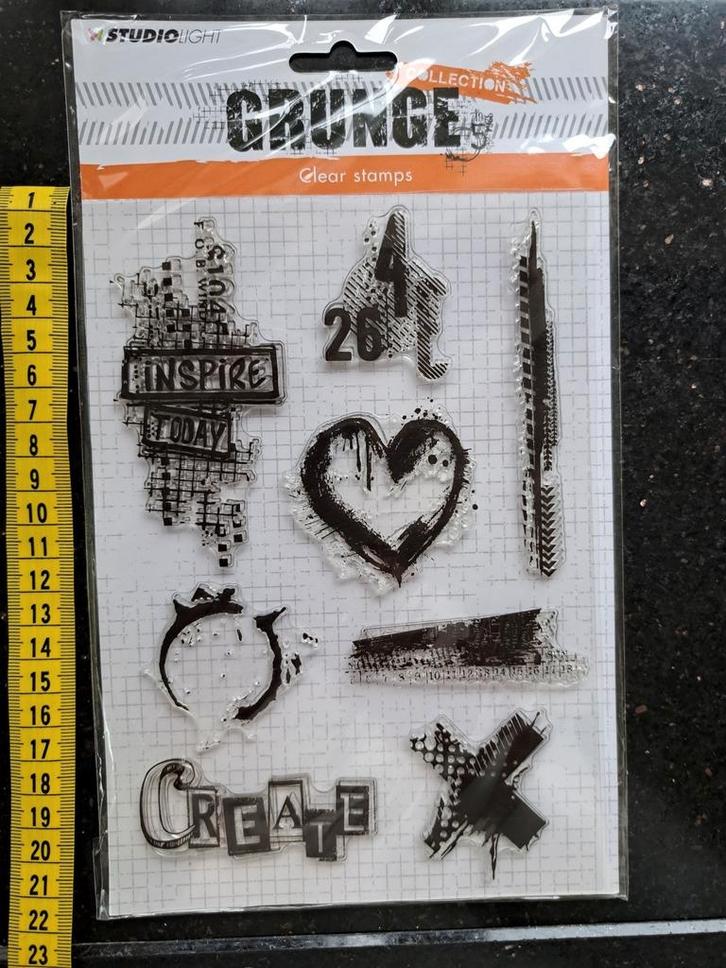 STUDIOLIGHT GRUNGE STEMPEL MIXED MEDIA ART JOURNALING HART, Hobby en Vrije tijd, Stempelen, Nieuw, Clearstamp, Ophalen of Verzenden