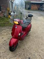 Vespa sprint 2016-2017 mat bordeaux rood, Fietsen en Brommers, Scooters | Vespa, Gebruikt, Overige modellen, Ophalen of Verzenden
