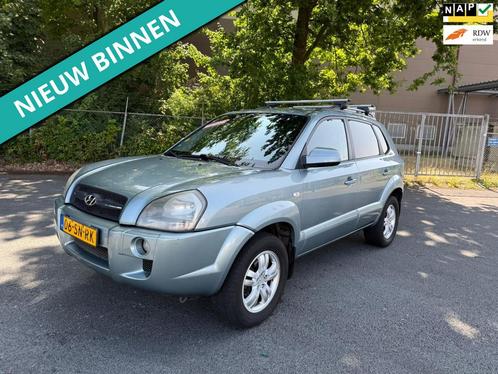 Hyundai Tucson 2.0i Style NETTE AUTO RIJDT EN SCHAKELT GOED, Auto's, Hyundai, Bedrijf, Te koop, Tucson, ABS, Airbags, Airconditioning