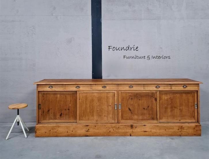 XXL Antieke Toonbank / keukeneiland / Dressoir 3m. Breed, Antiek en Kunst, Antiek | Meubels | Kasten, Ophalen
