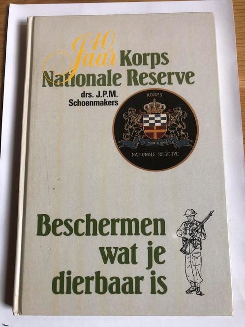 40 jaar Korps Nationale Reserve, Verzamelen, Militaria | Algemeen, Landmacht, Boek of Tijdschrift, Nederland, Ophalen of Verzenden