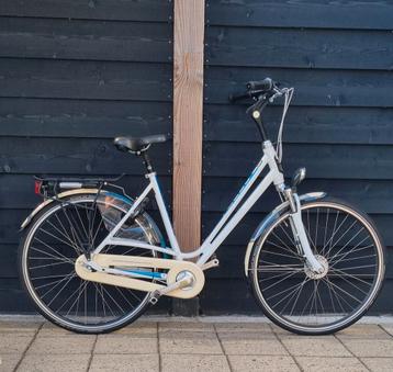 Te-koop aangeboden Batavus Fuego ltd 28 dames n7 kleur wit

 beschikbaar voor biedingen